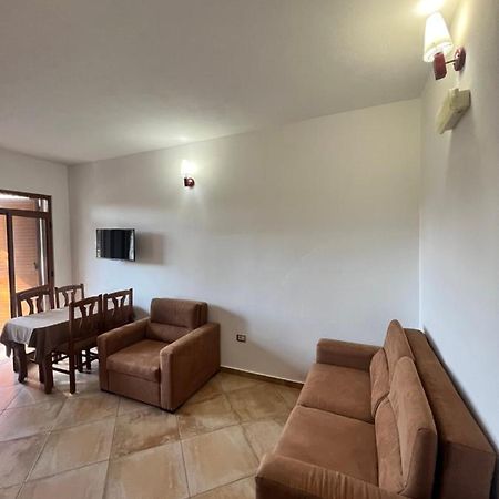 Kamberi Hotel & Apartments 2 Velipojë Extérieur photo