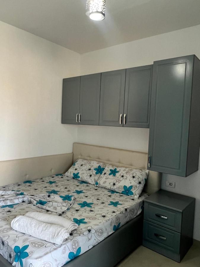 Kamberi Hotel & Apartments 2 Velipojë Extérieur photo